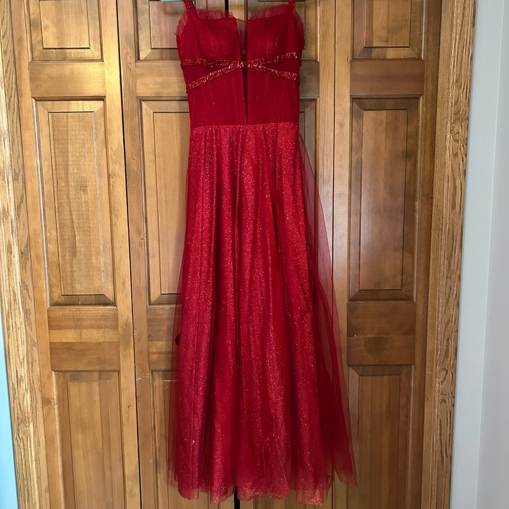 Red sparkly prom dress. Size US 4